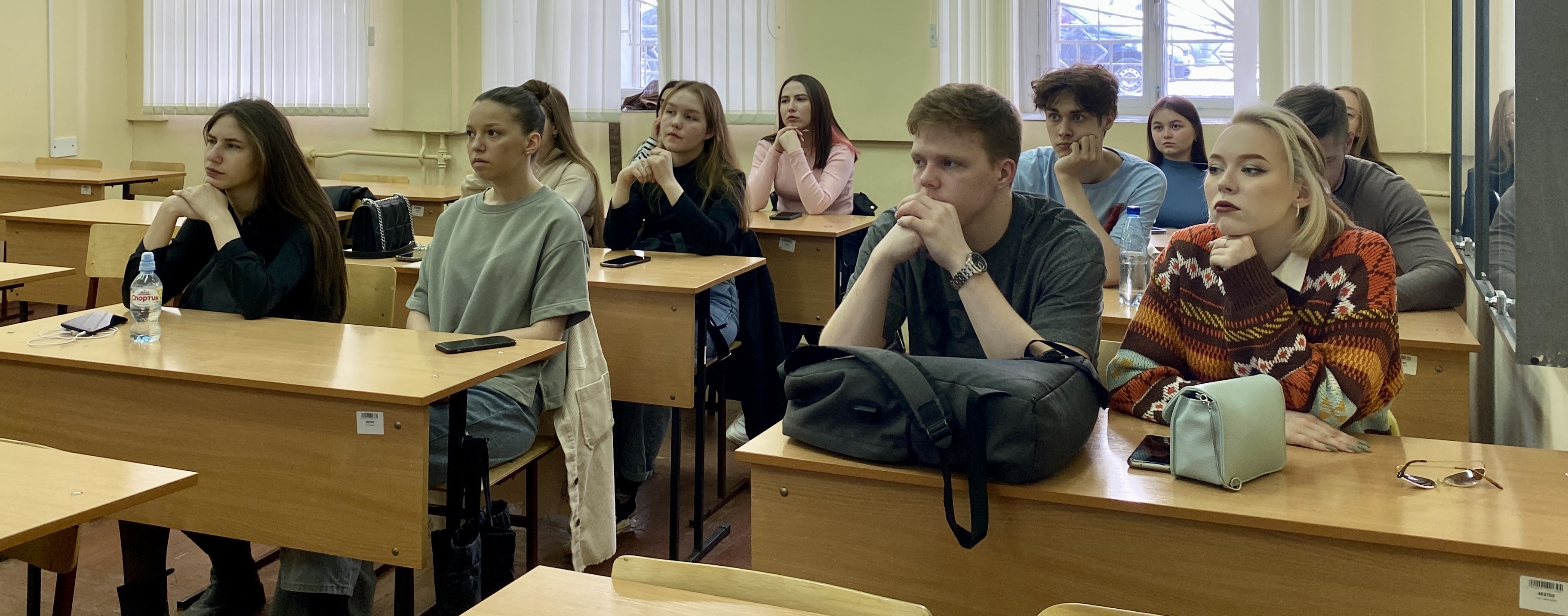 Кировским студентам рассказали о применении космических снимков в управлении хозяйством региона